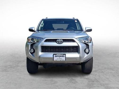 Classic Silver Metallic 2014 Toyota 4Runner Trail
