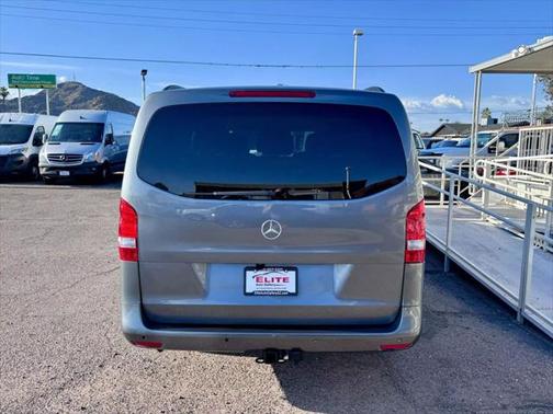 2022 Mercedes-Benz Metris Base