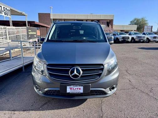 2022 Mercedes-Benz Metris Base