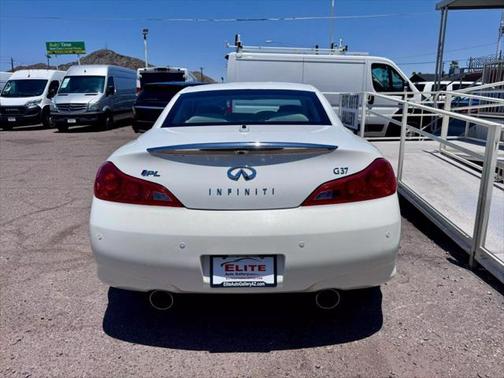 2013 INFINITI IPL G IPL Convertible 2D