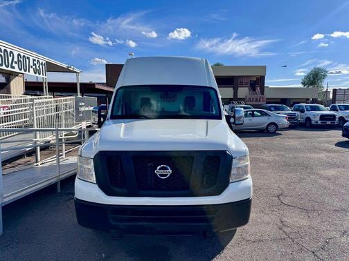 2017 Nissan NV Cargo NV3500 HD S V8