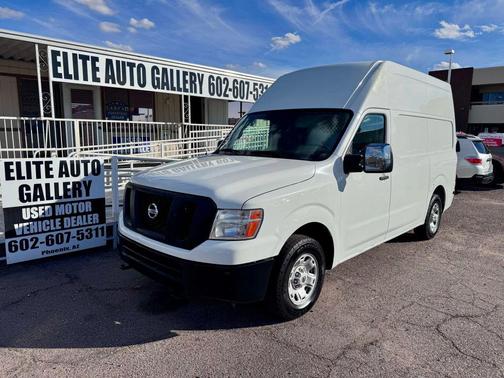 2017 Nissan NV Cargo NV3500 HD S V8