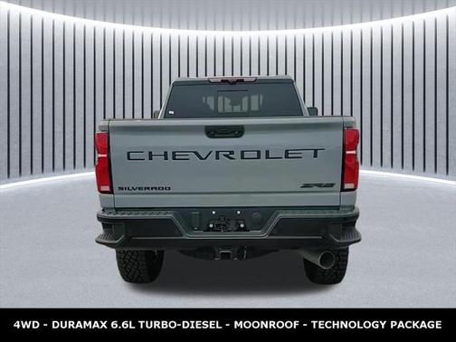 2025 Chevrolet Silverado 2500 4WD Crew Cab Standard Bed ZR2