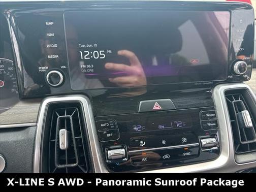 2022 Kia Sorento S
