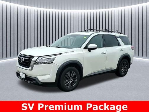 2022 Nissan Pathfinder SV 4WD