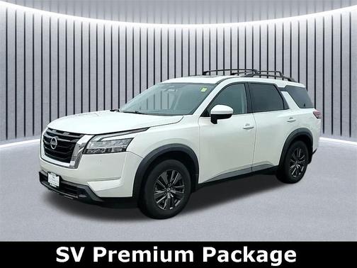 2022 Nissan Pathfinder SV 4WD