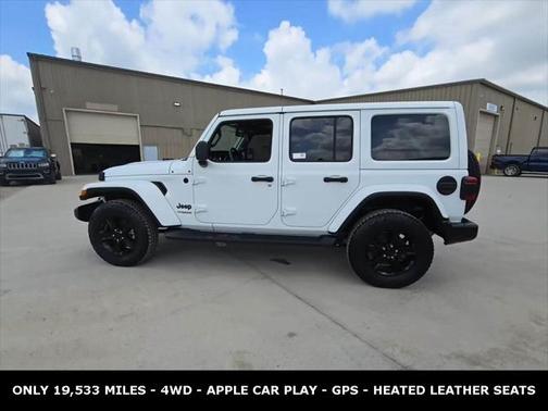 2022 Jeep Wrangler Unlimited Sahara