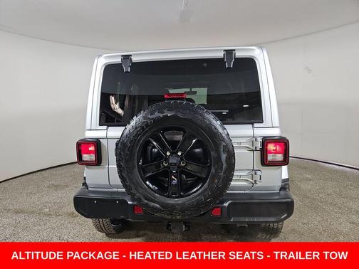 Silver Zynith 2023 Jeep Wrangler 4-Door Sahara Altitude