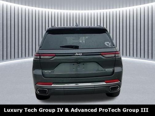2022 Jeep Grand Cherokee Overland