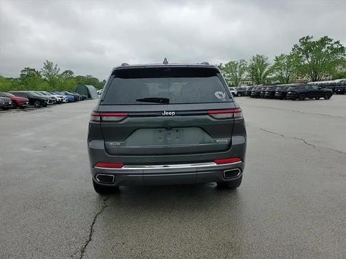 2022 Jeep Grand Cherokee Overland