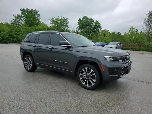 2022 Jeep Grand Cherokee Overland