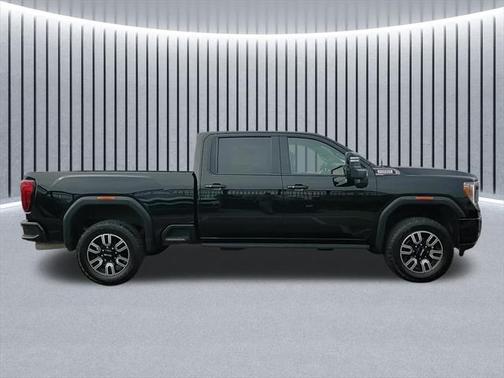 2022 GMC Sierra 2500 AT4