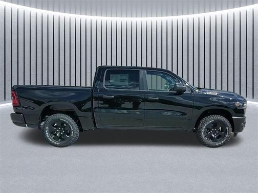 2026 RAM 1500 Warlock Crew Cab 4x4 5'7' Box