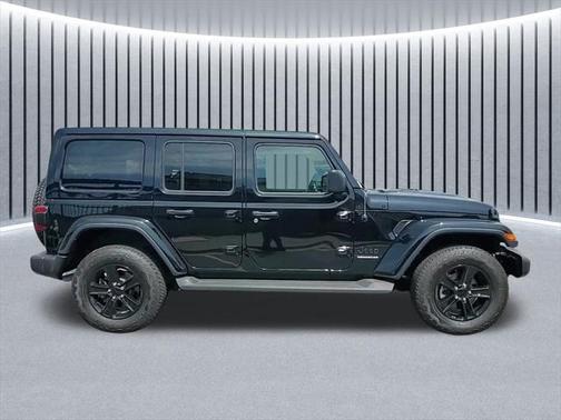 2023 Jeep Wrangler 4-Door Sahara Altitude
