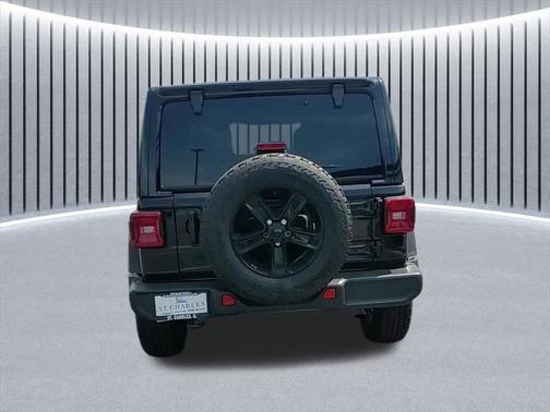 2023 Jeep Wrangler 4-Door Sahara Altitude