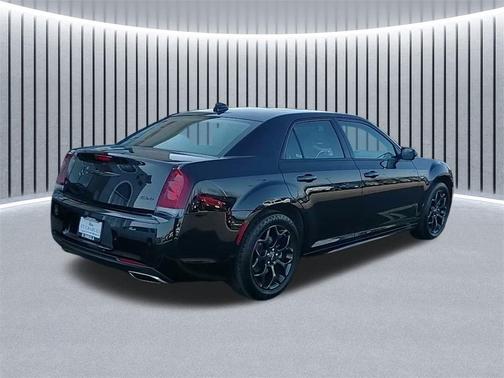 2023 Chrysler 300 Touring
