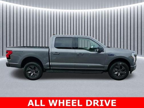 2024 Ford F-150 Lightning Flash