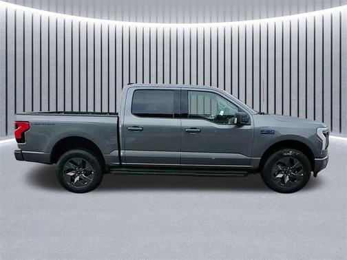 2024 Ford F-150 Lightning Flash