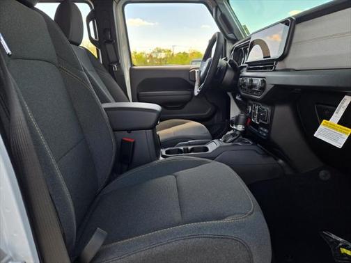 2025 Jeep Gladiator Sport S