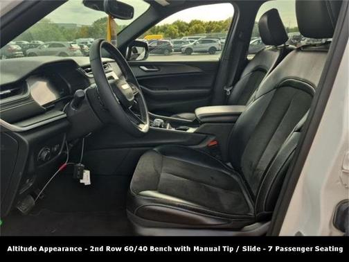 2024 Jeep Grand Cherokee L Altitude