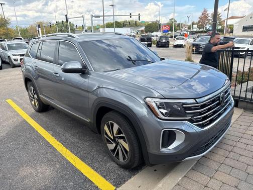 2024 Volkswagen Atlas 2.0T SEL