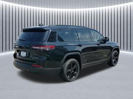 2022 Jeep Grand Cherokee L Altitude