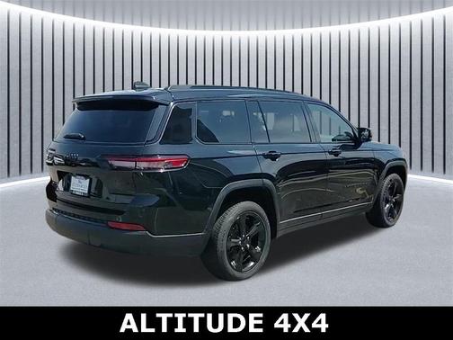 2022 Jeep Grand Cherokee L Altitude