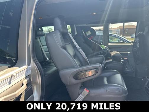 2021 Chevrolet Express 2500 LS