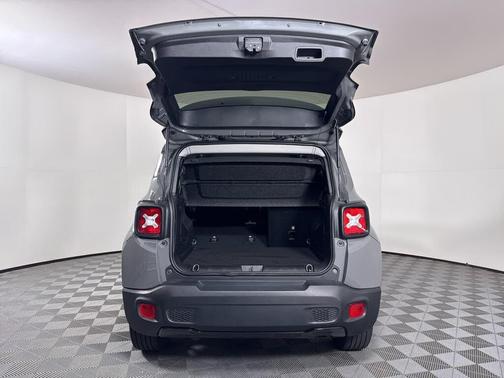 2020 Jeep Renegade Altitude