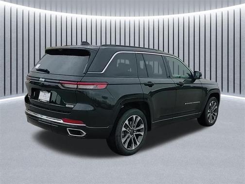 2025 Jeep Grand Cherokee Overland