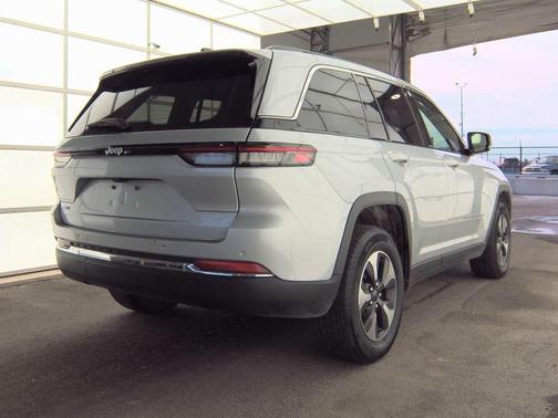 2024 Jeep Grand Cherokee 4xe Base