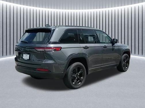 2023 Jeep Grand Cherokee Limited X
