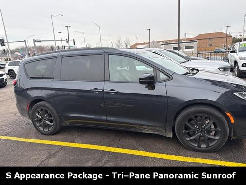 2021 Chrysler Pacifica Limited