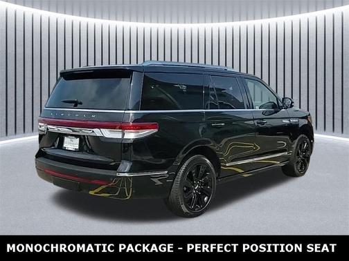 2023 Lincoln Navigator Reserve
