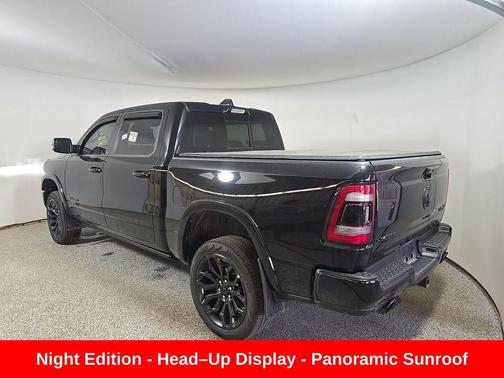 Diamond Black Crystal Pearlcoat 2023 RAM 1500 Limited