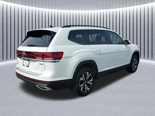 2024 Volkswagen Atlas 2.0T SE