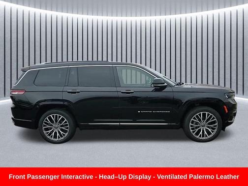 Diamond Black Crystal Pearlcoat 2022 Jeep Grand Cherokee L Summit Reserve