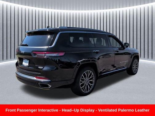 Diamond Black Crystal Pearlcoat 2022 Jeep Grand Cherokee L Summit Reserve