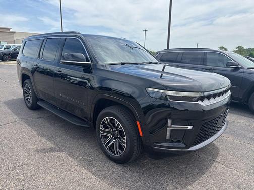 High Gloss Black 2026 Jeep Grand Wagoneer L 4x4