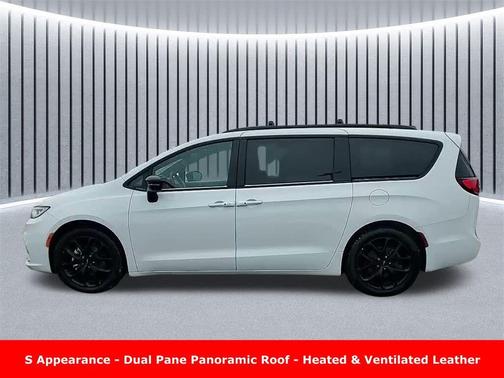 2025 Chrysler Pacifica Limited