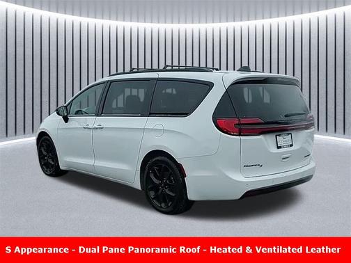 2025 Chrysler Pacifica Limited