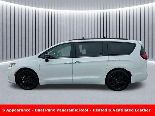 2025 Chrysler Pacifica Limited