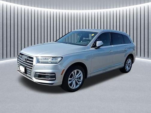 2019 Audi Q7 45 Premium Plus