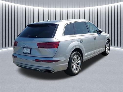 2019 Audi Q7 45 Premium Plus