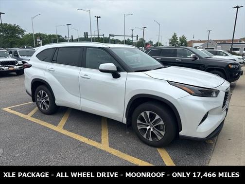 2024 Toyota Highlander XLE