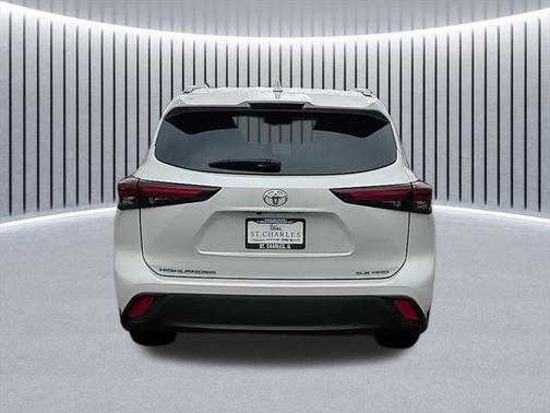 2024 Toyota Highlander XLE