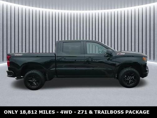 2023 Chevrolet Silverado 1500 Custom Trail Boss