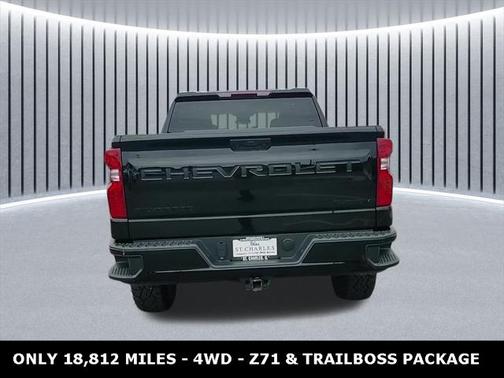 2023 Chevrolet Silverado 1500 Custom Trail Boss