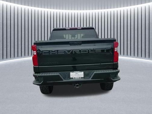 2023 Chevrolet Silverado 1500 Custom Trail Boss