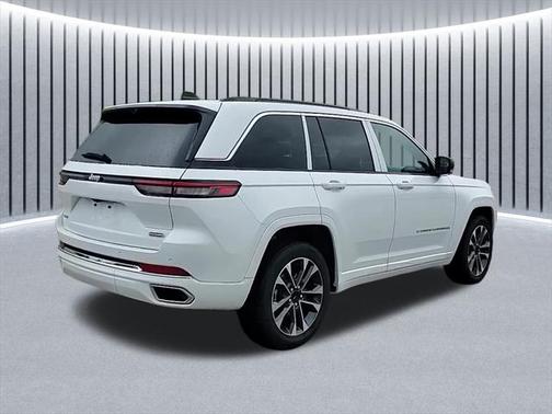 2025 Jeep Grand Cherokee Overland